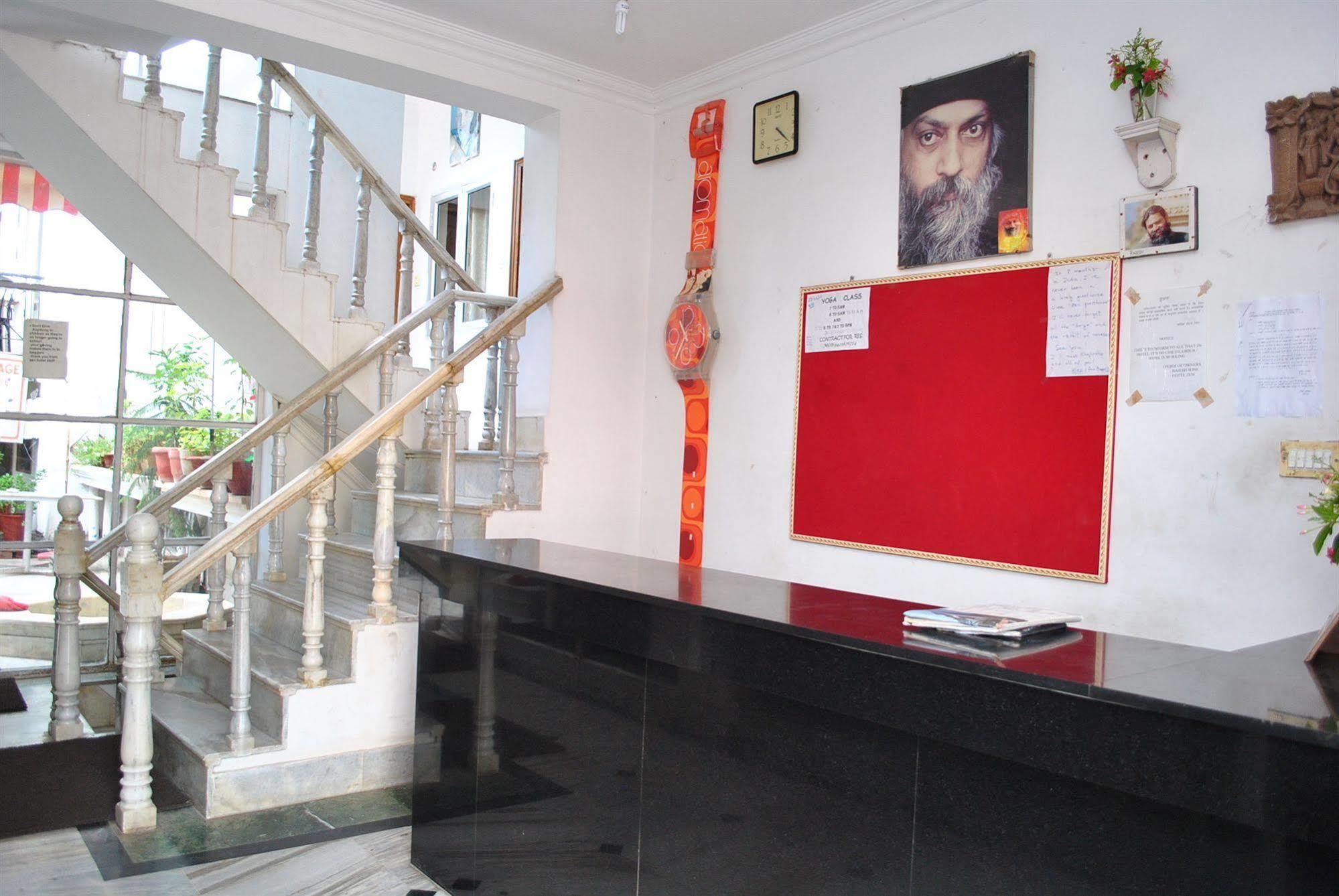 Hotel Zen Khajurāho Buitenkant foto